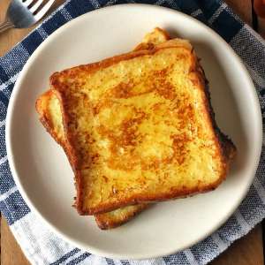 Moulten Cheese Toast