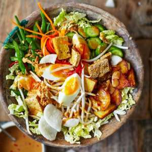 Chinese Crispy Noodles Salad