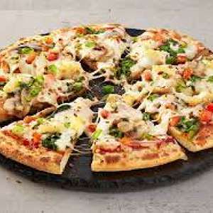 Veg Supreme Spicy Pizza