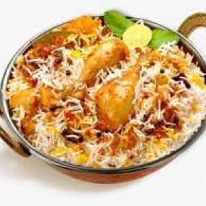 Zaafraani Subz Dum Biryani